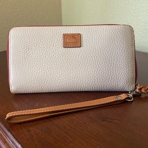 Dooney & Bourke Pebble Grain Zip Around Wristlet
